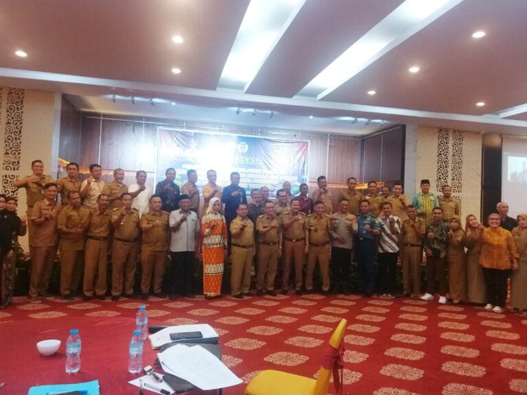 Kepala BAPPEDA Zainal Arifin H.Z., S. E., M. Si menghadiri acara sosialisasi PERGUB RAD-PPAP