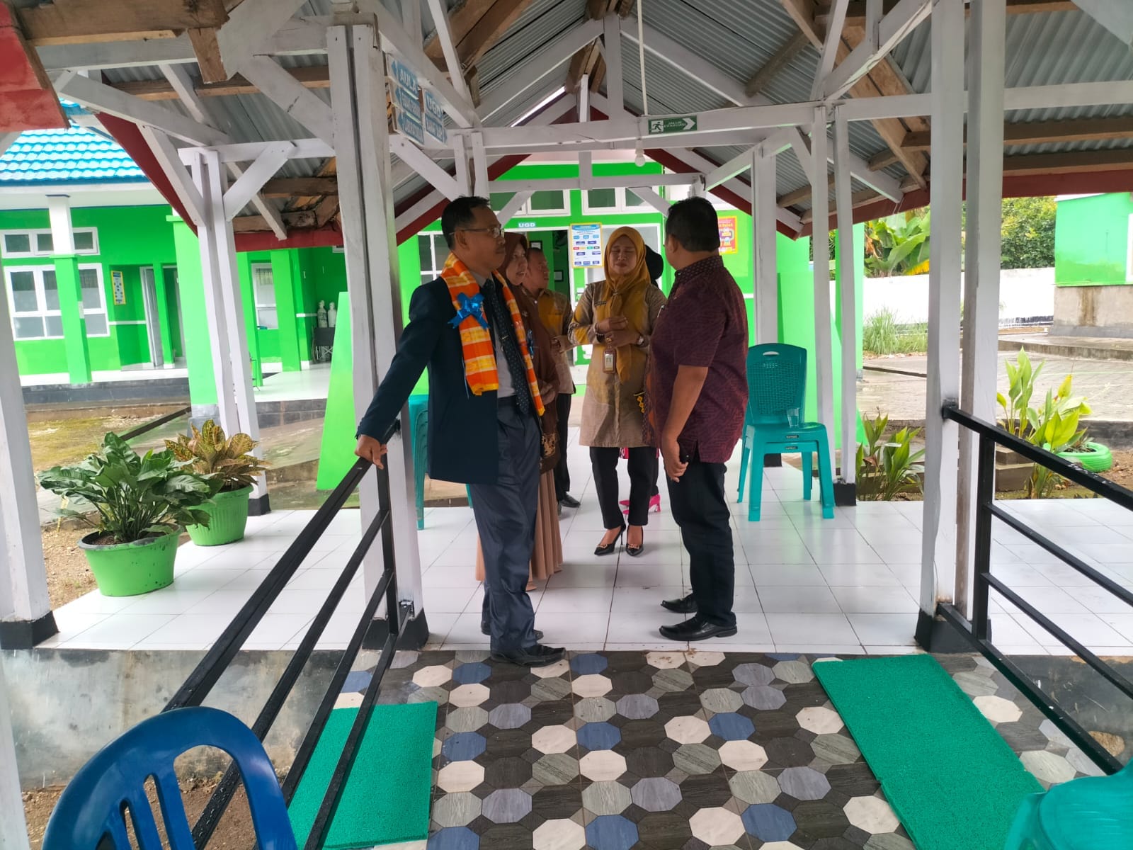 Kepala Bappeda, Zainal Arifin H.Z., S. E., M. Si  Menghadiri Kegiatan Pra-Akreditasi Puskesmas Bone Rombo